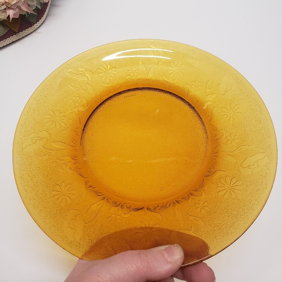 Vintage France Vereco Amber Flower Plate - Picture 11 of 16